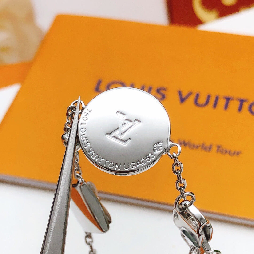 Geometric Emblem Bracelet in Silver-Tone – Silver Detail – Design 007 main product view