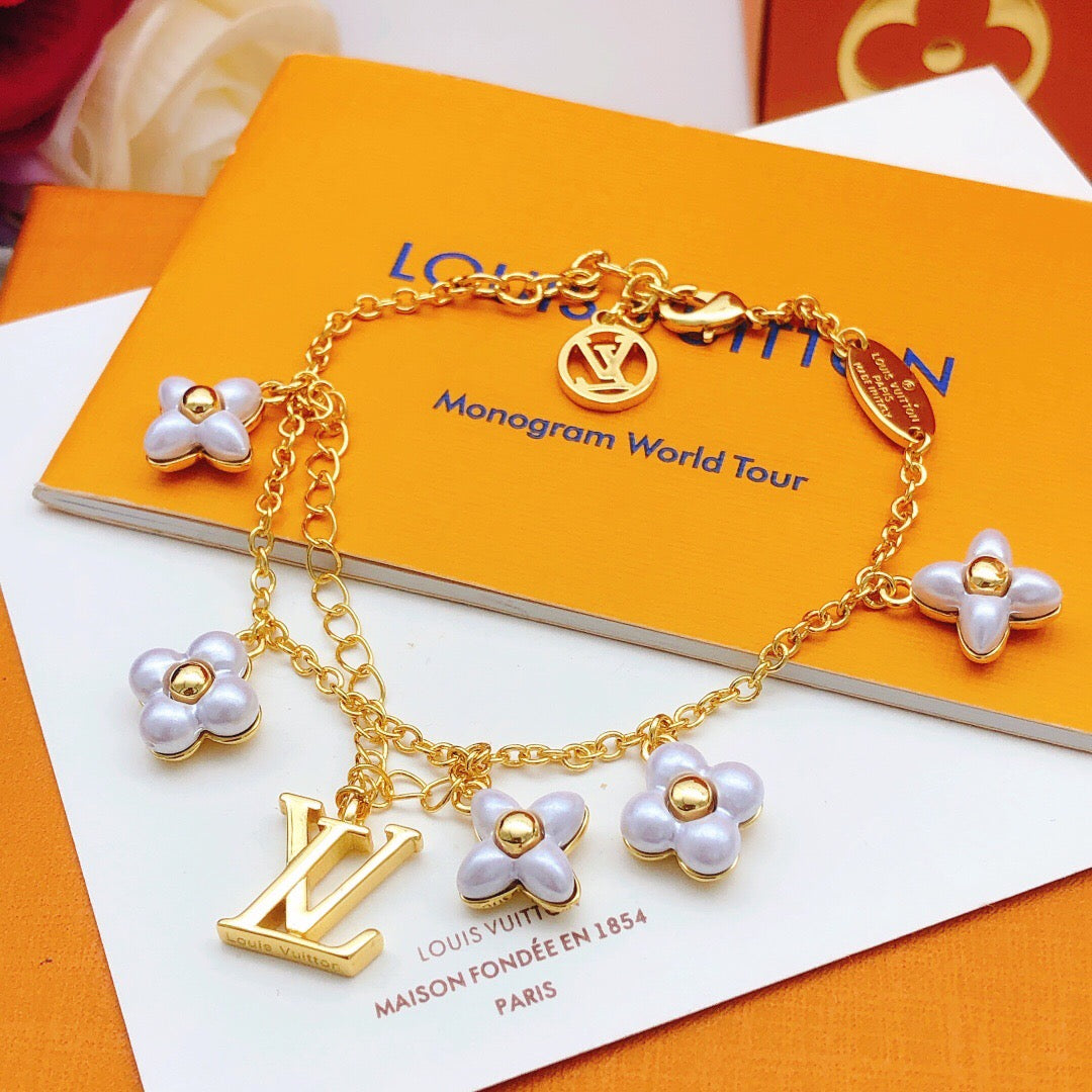 Floral Bracelet in Gold-Tone – White Detail – Design 002 front product view