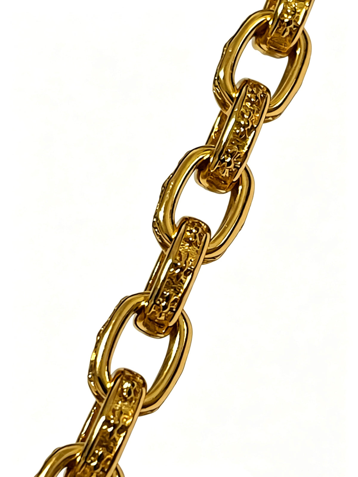 Cross Cuban-Link Bracelet in Antique Silver-Tone – Cuban Link – Design 08 close-up detail