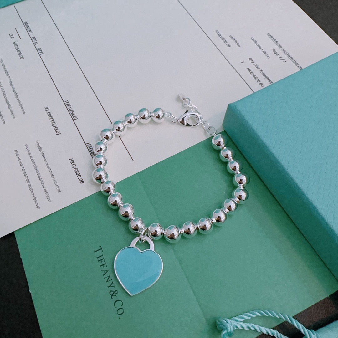 Signature Motif Bracelet in Silver-Tone – Vintage Detail – Design 19 main product view