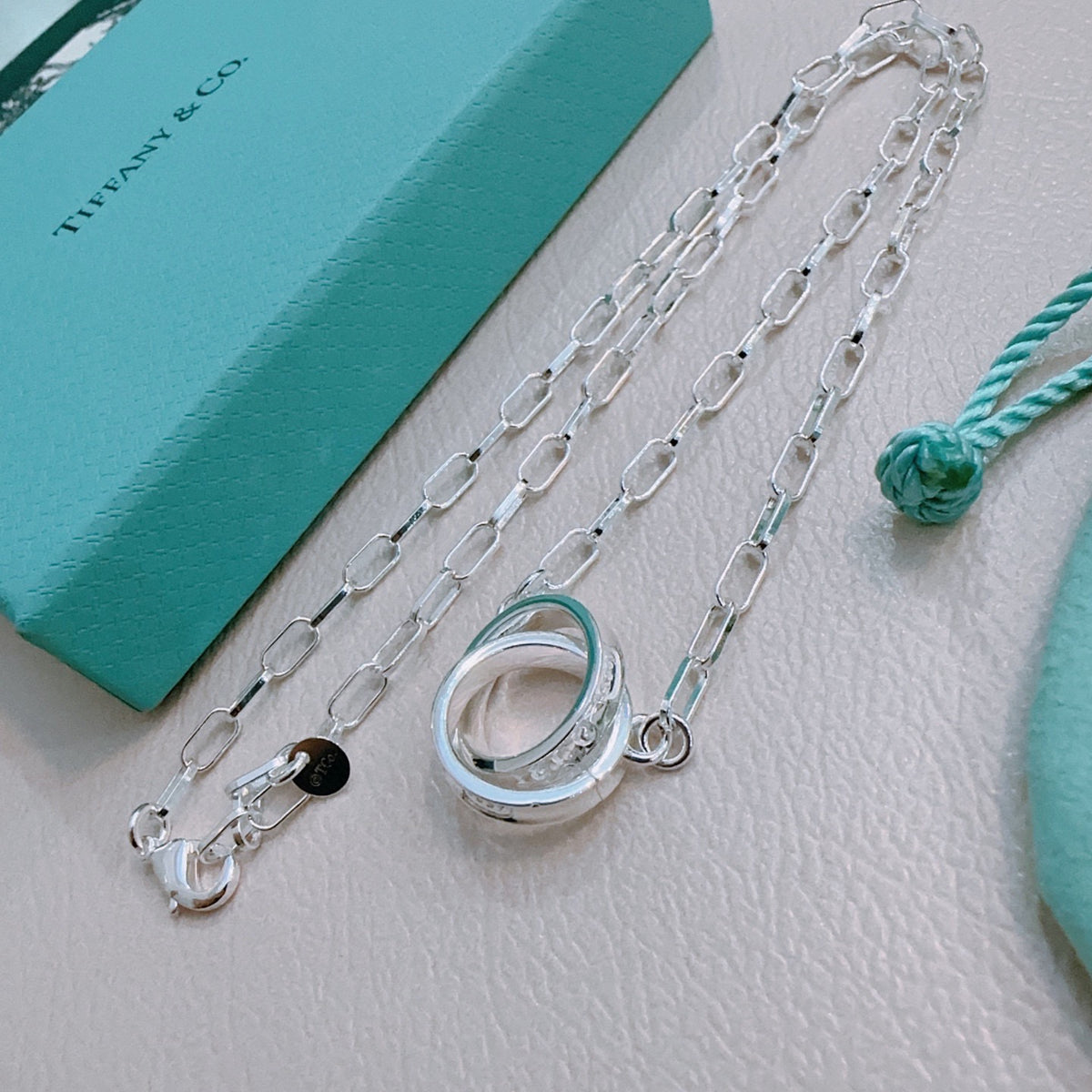 Signature Motif Pendant Necklace in Silver-Tone – Vintage Detail – Design 08 front product view