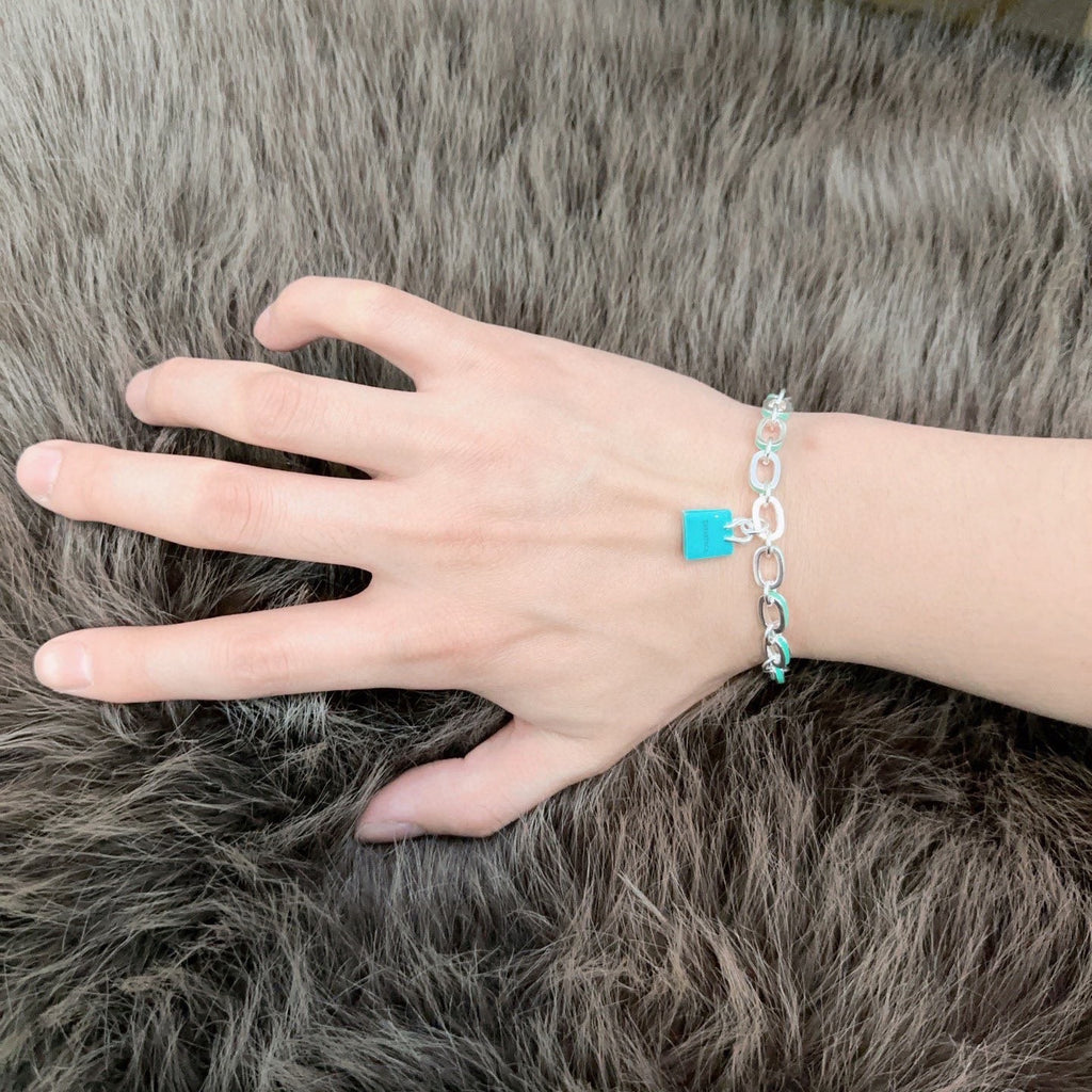Signature Motif Bracelet in Silver-Tone – Vintage Detail – Design 17 detail view