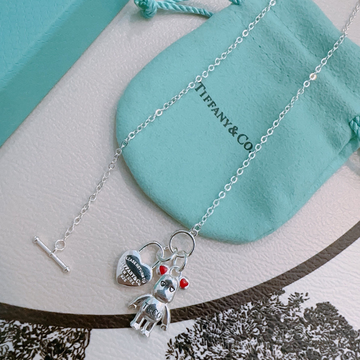 Signature Motif Jewelry Accessory in Silver-Tone – 45 cm – Design 06 main product view