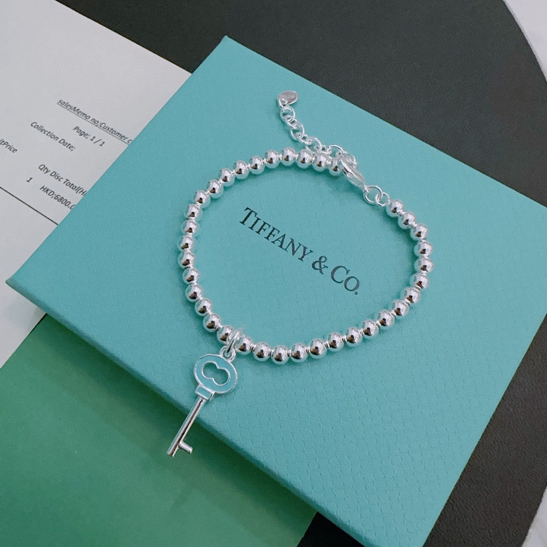 Signature Motif Bracelet in Silver-Tone – Vintage Detail – Design 13 front product view