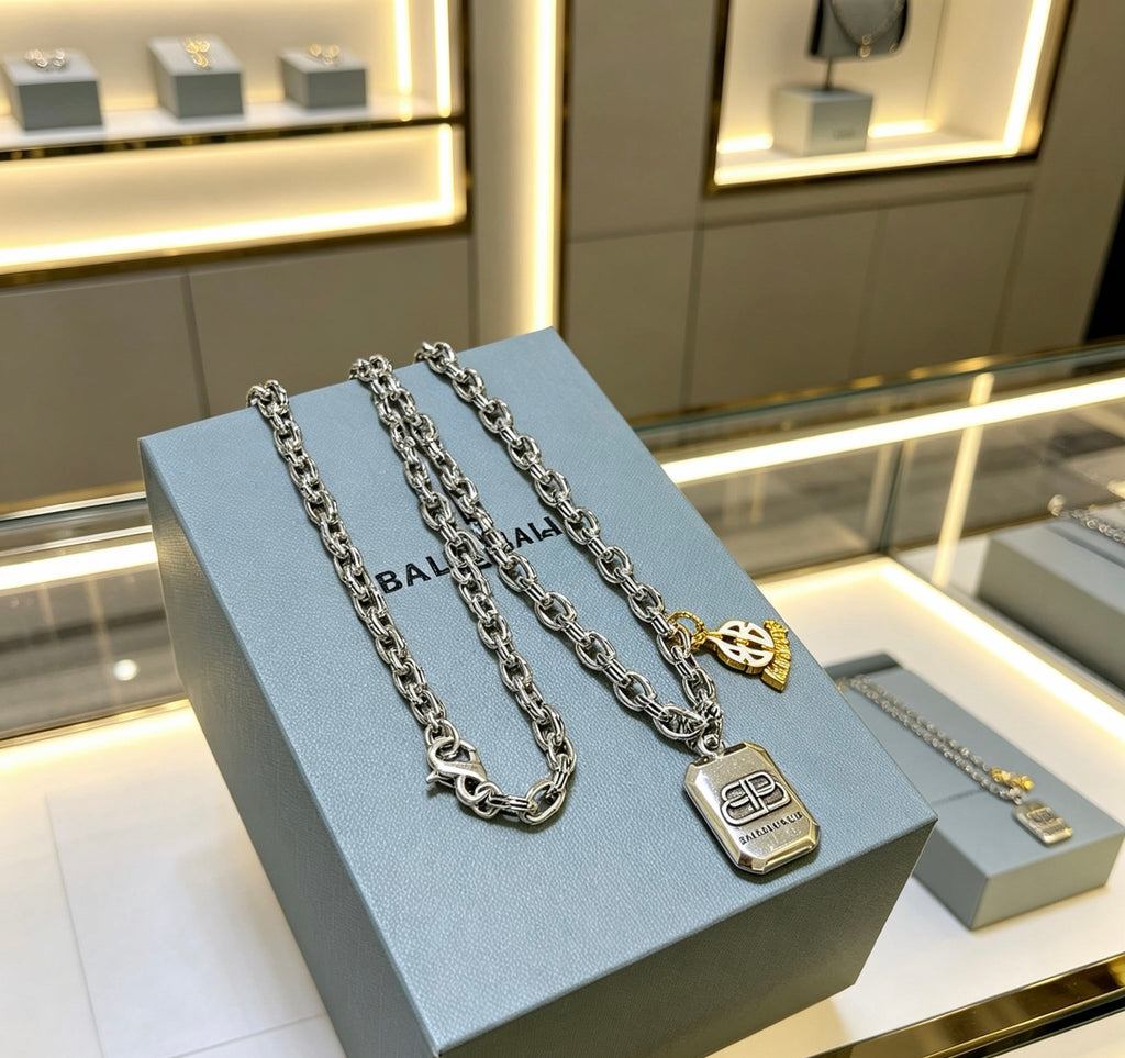 Geometric Emblem Pendant Necklace in Polished Metal-Tone – Vintage Detail – Design 020 side detail
