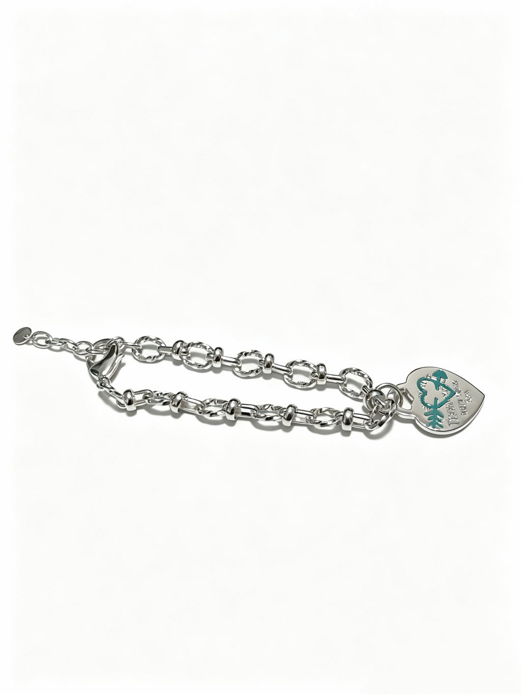 Signature Motif Bracelet in Silver-Tone – Vintage Detail – Design 07 detail view