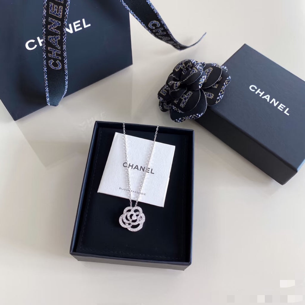 Camellia Pendant Necklace in Gold-Tone – Camellia Detail – Design 004 side detail
