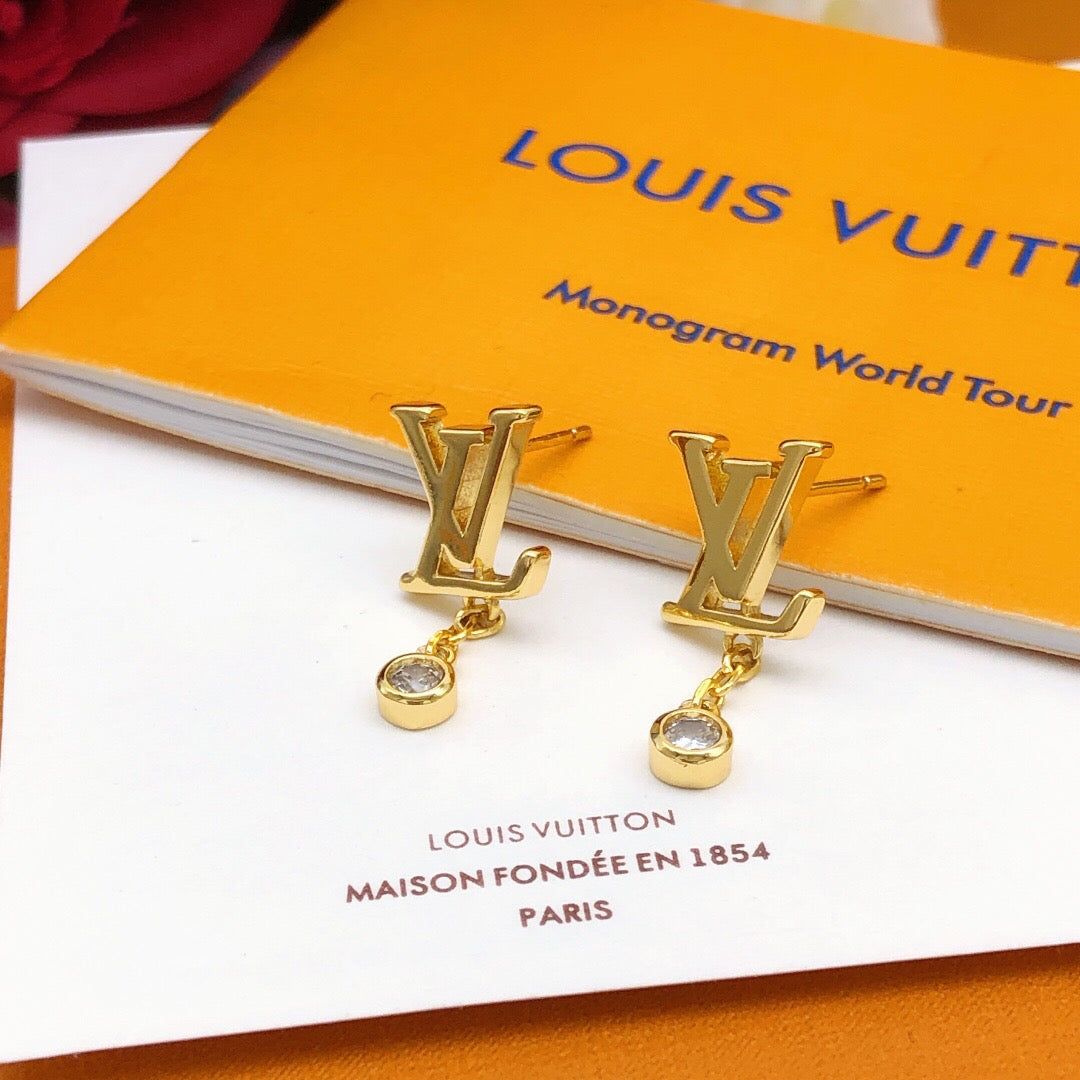 Letter Emblem Fashion Accessory detail view