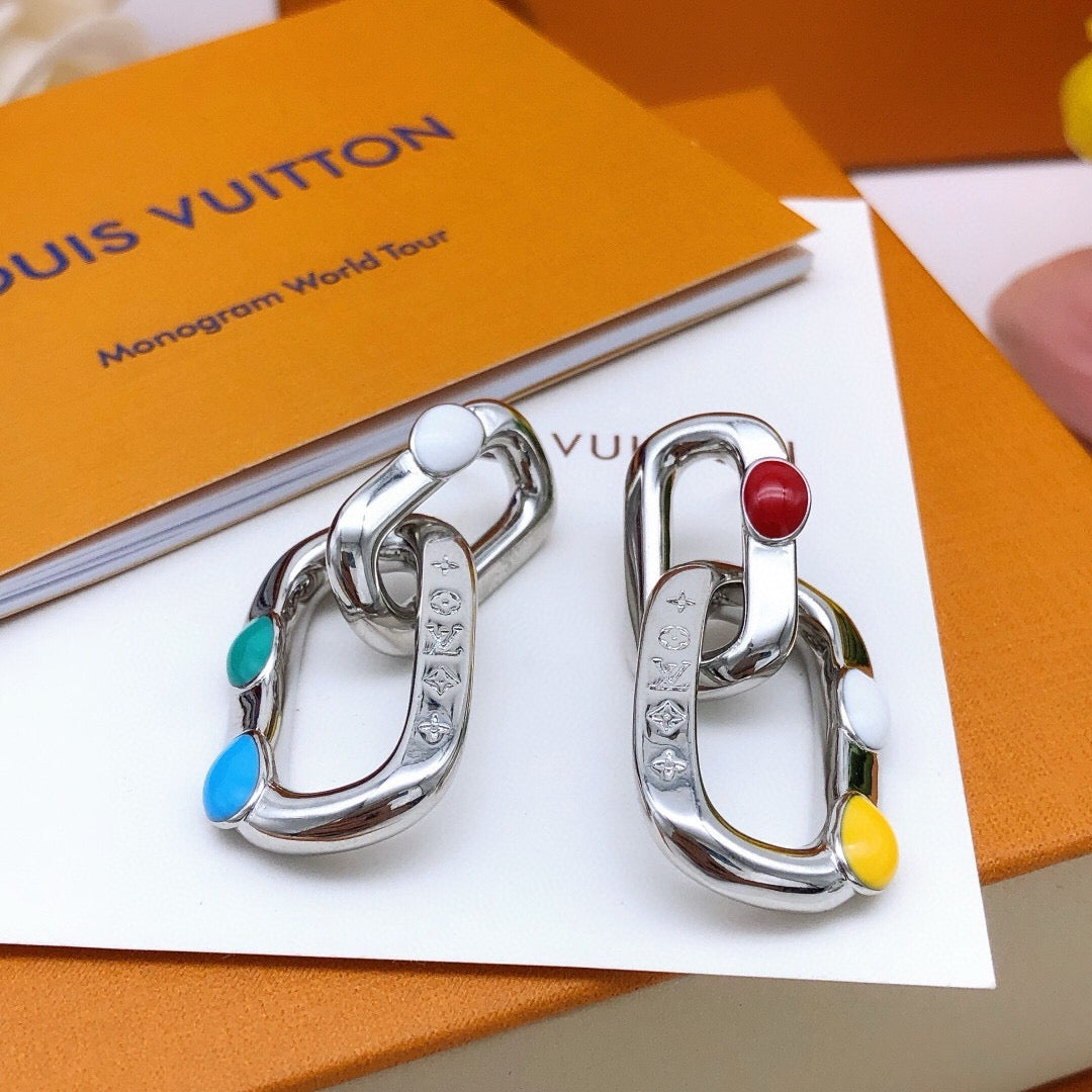 Geometric Emblem Fashion Accessory – Design 002 front product view