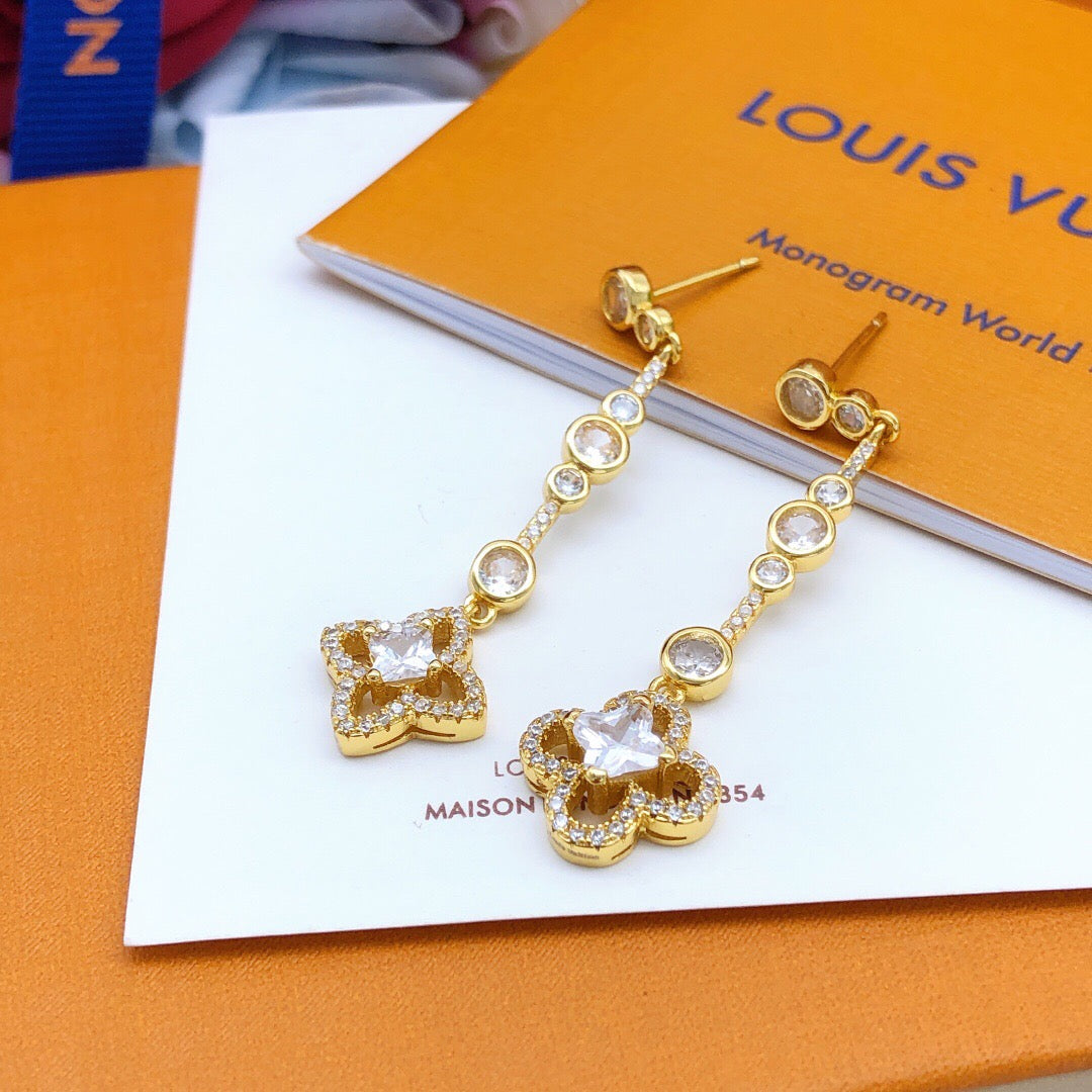 Geometric Emblem Stud Earrings in Gold-Tone – Design 001 side detail