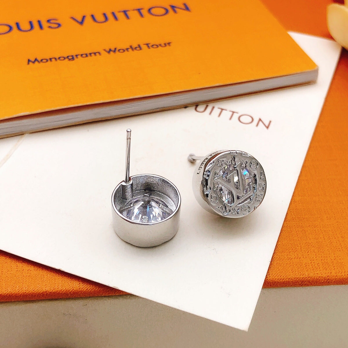 Round Stud Earrings in Silver-Tone – Silver Detail side detail