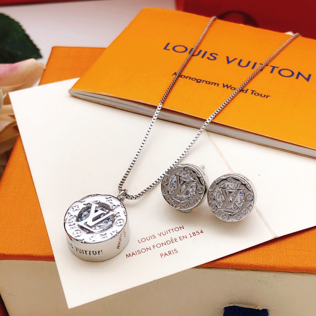 Round Stud Earrings in Silver-Tone – Silver Detail styled product view
