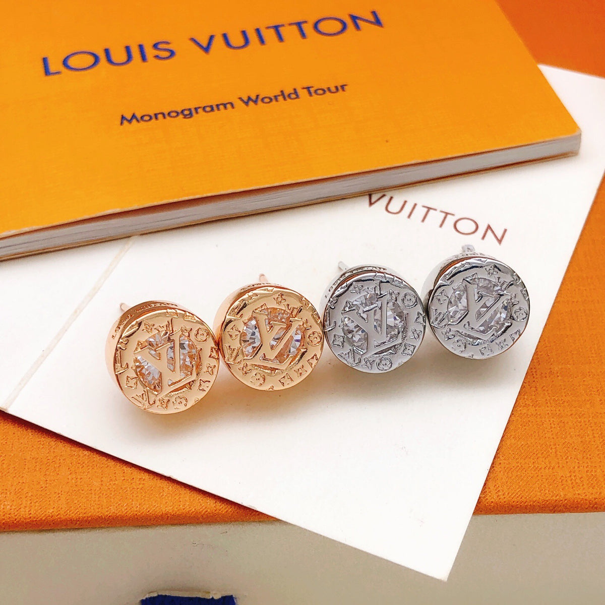 Round Stud Earrings in Silver-Tone – Silver Detail close-up detail