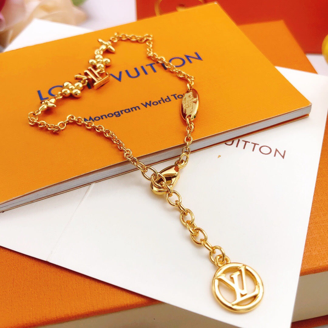 Geometric Emblem Bracelet in Gold-Tone – Design 005 front product view