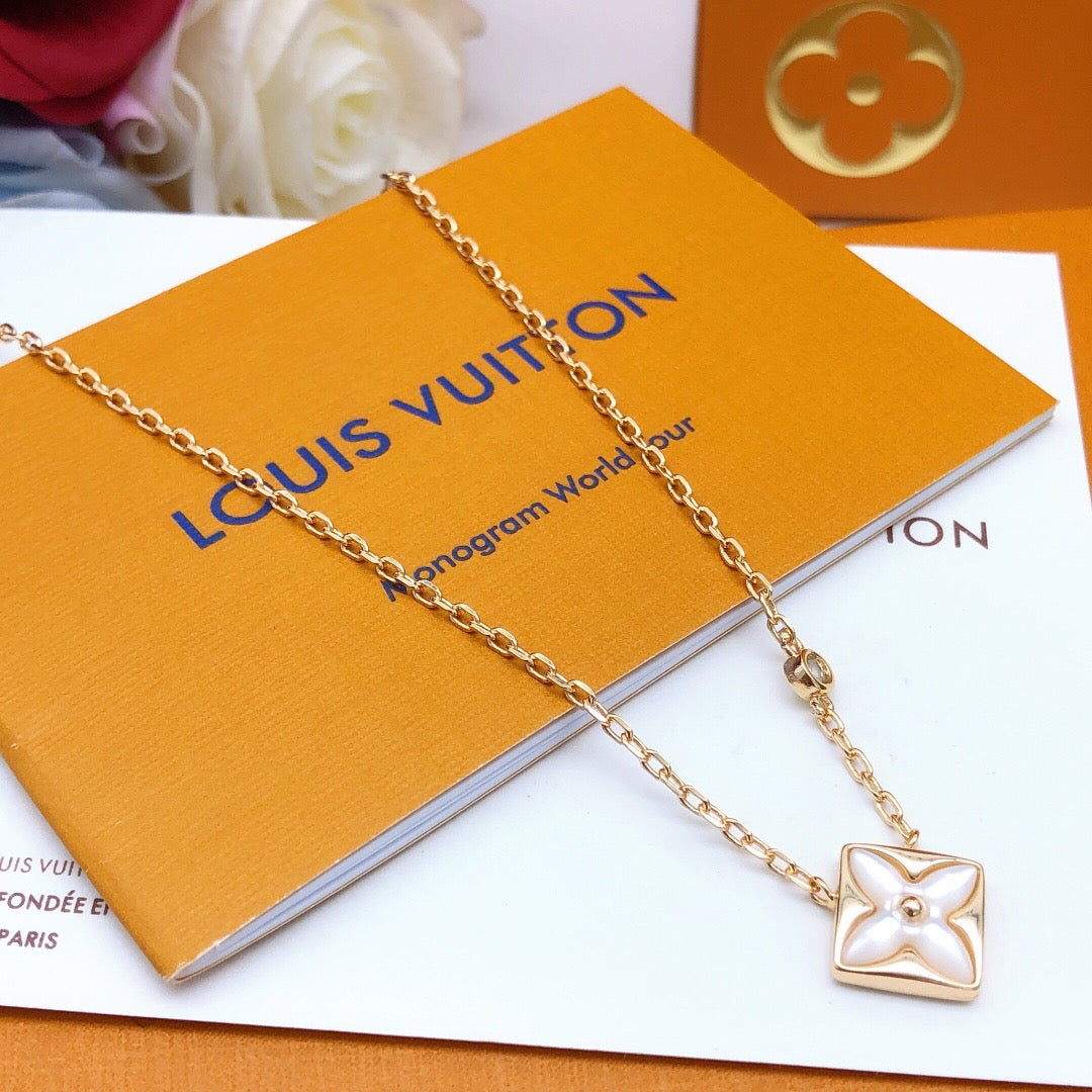 Geometric Emblem Pendant Necklace in Rose-Gold-Tone – Rose Gold Detail – Design 002 front product view