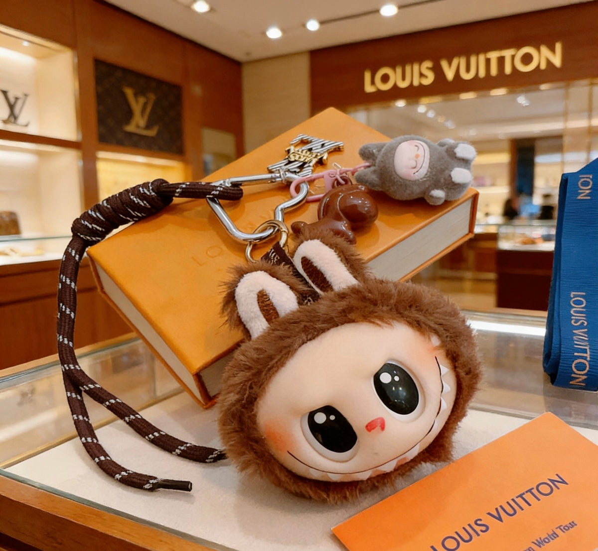 Bag Motif Keychain – Bag Detail front product view
