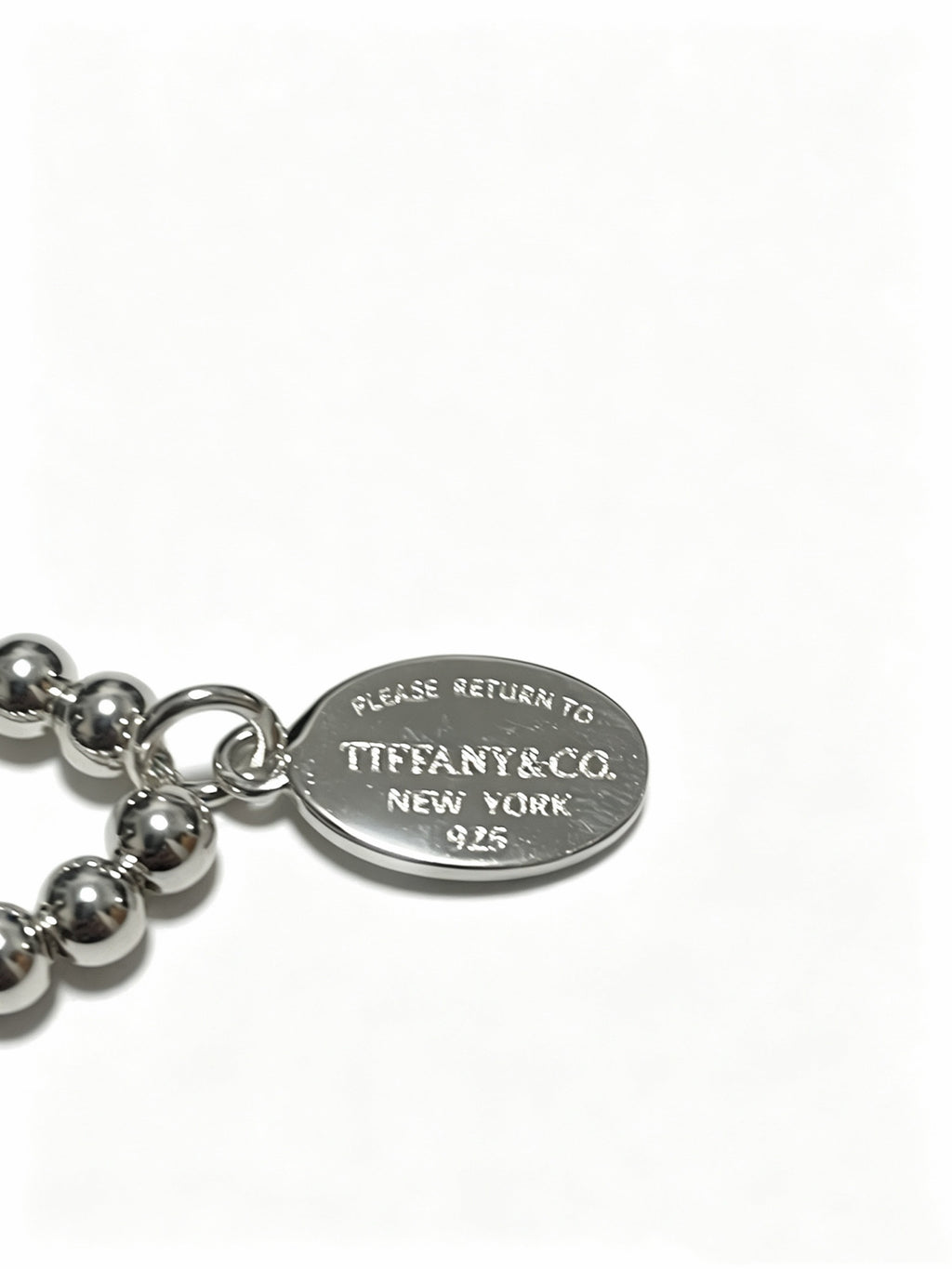 Signature Motif Bracelet in Silver-Tone – Vintage Detail side detail