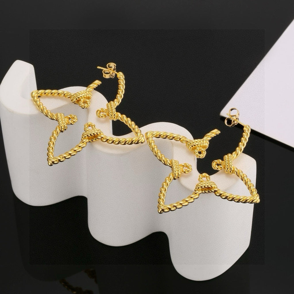 Clover Stud Earrings in Polished Metal-Tone – Clover Detail front product view