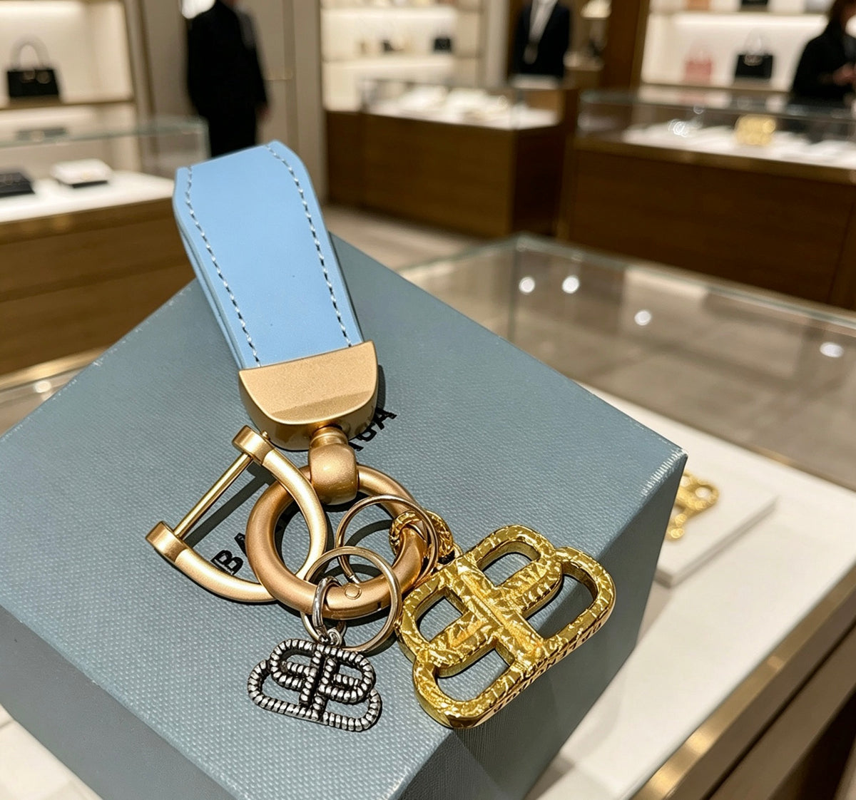 Key Jewelry Accessory in Polished Metal-Tone – Design 006 main product view