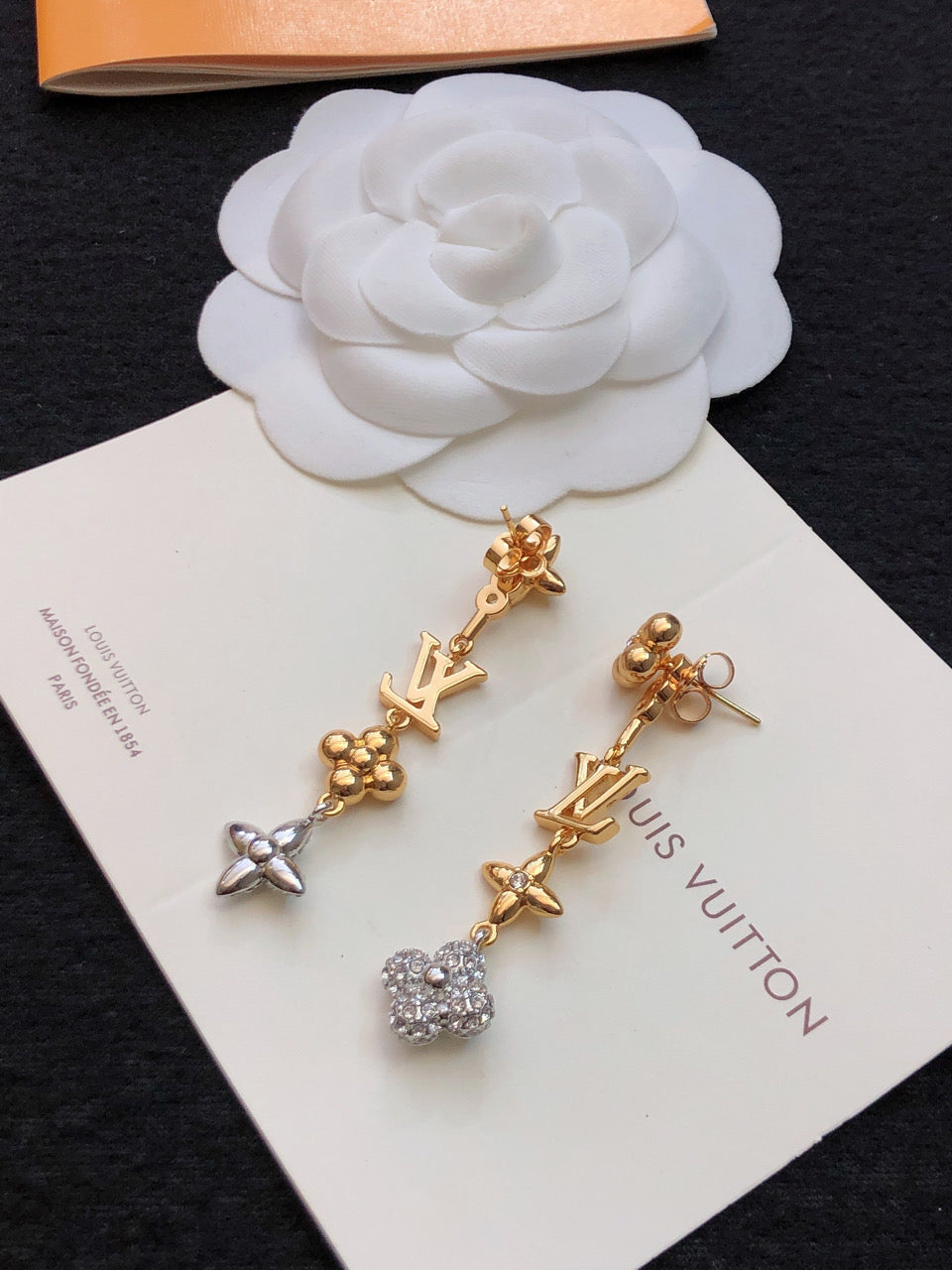 Geometric Emblem Stud Earrings in Polished Metal-Tone – Design 012 detail view