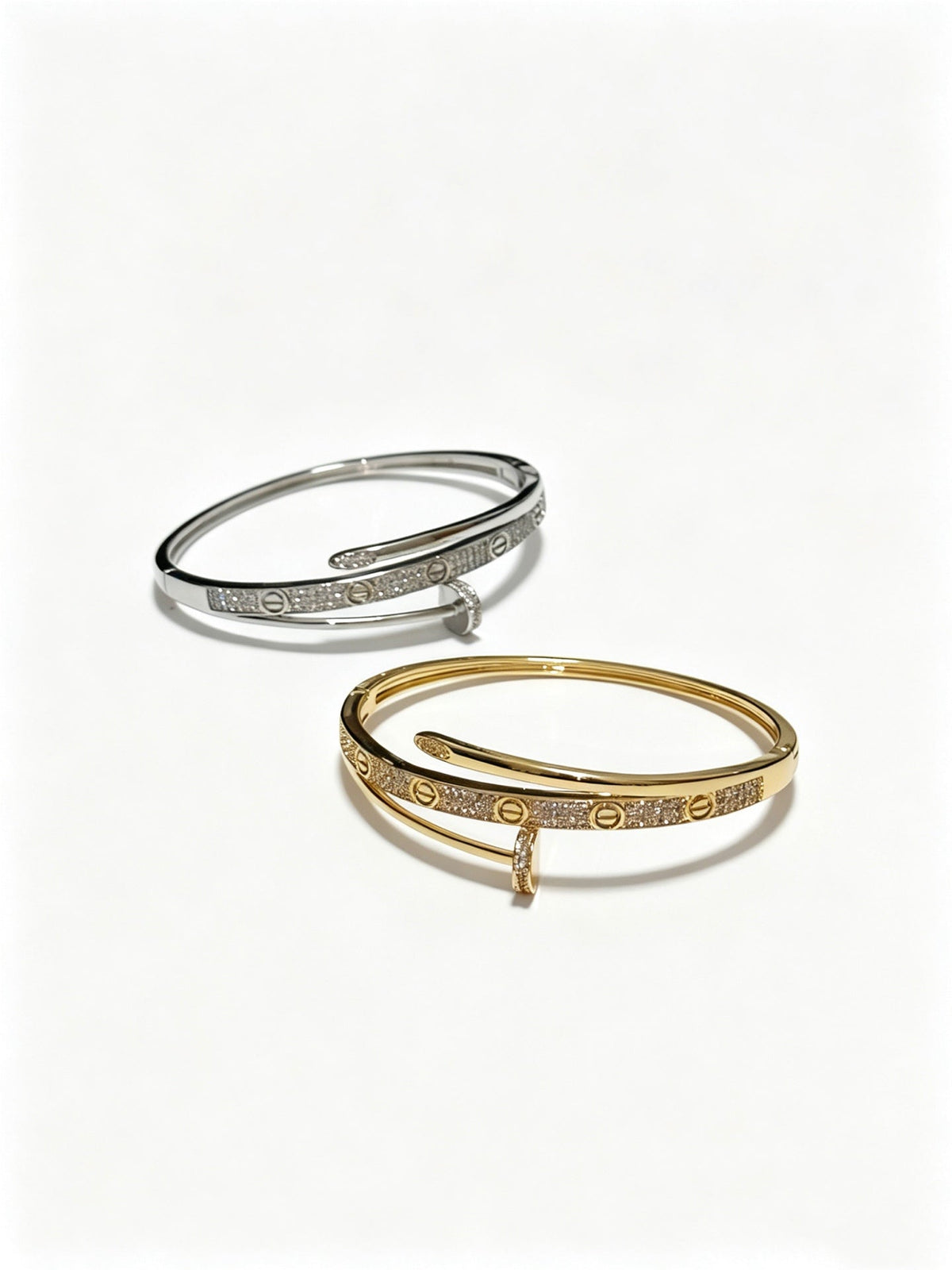 Martin Graham bracelet in polished metal-tone – side detail