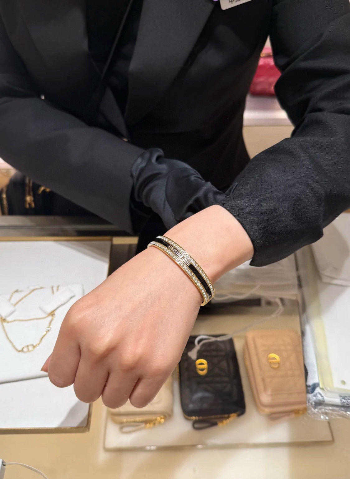 Martin Graham bracelet in polished metal-tone – side detail