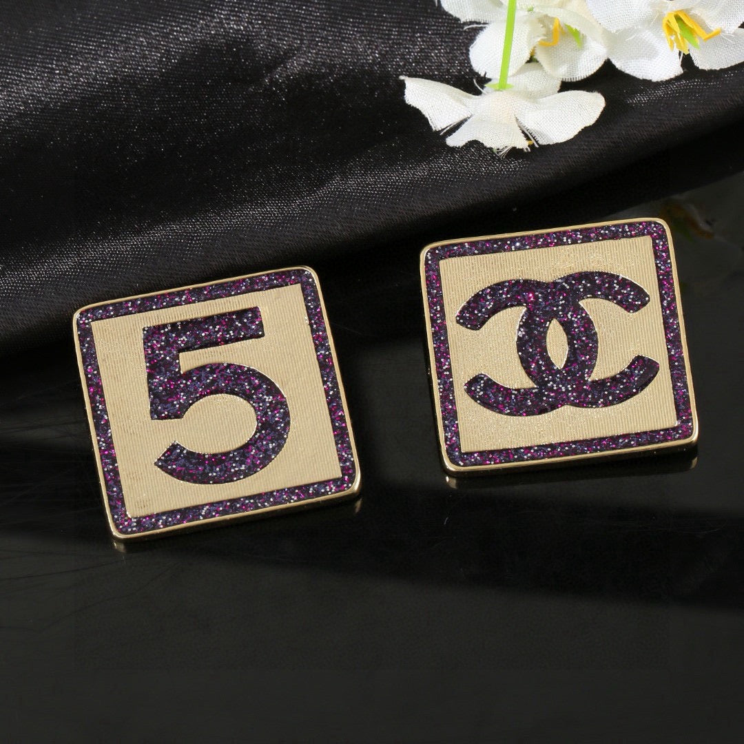Martin Graham brooch in polished metal-tone – main product view