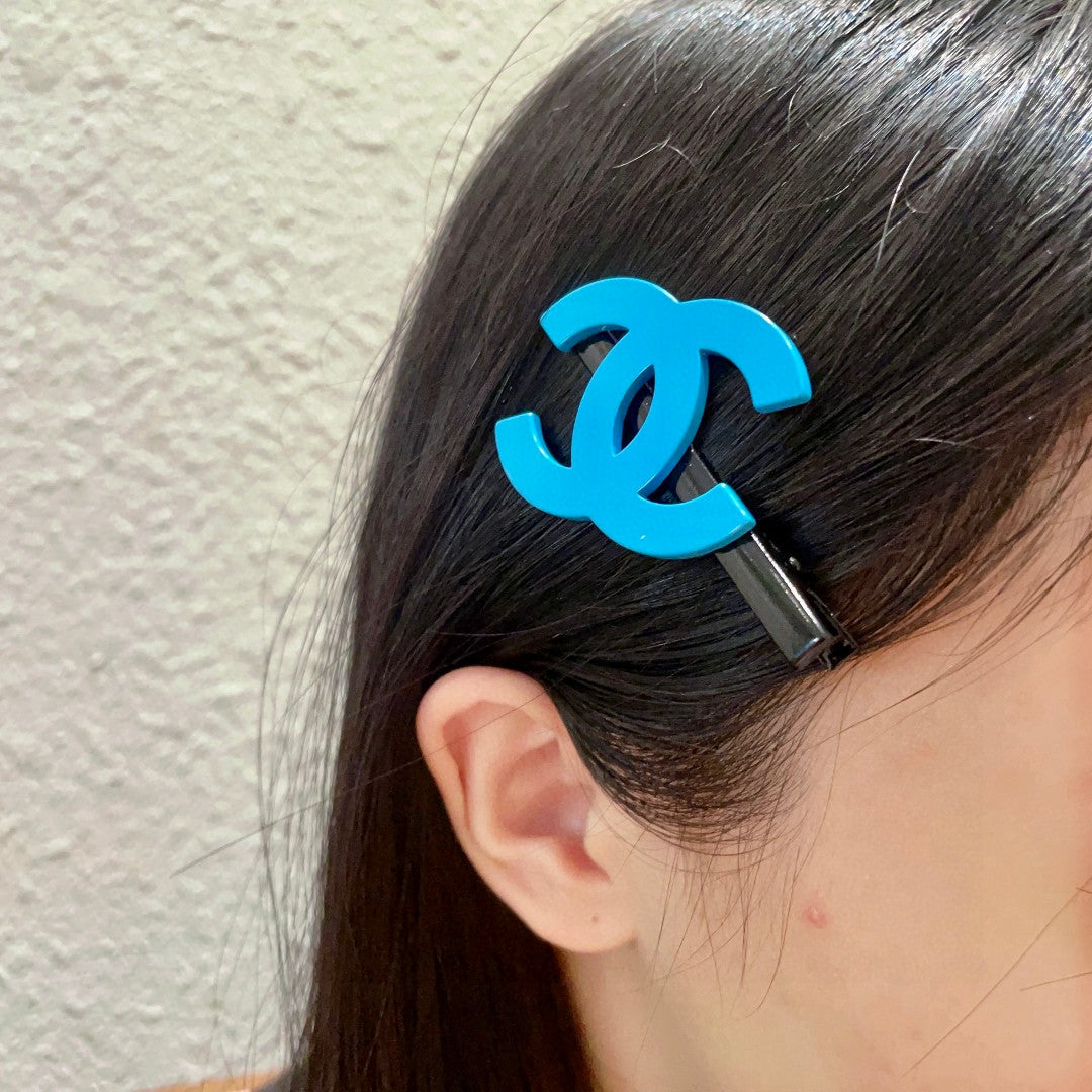 Martin Graham hair accessory in polished metal-tone – main product view