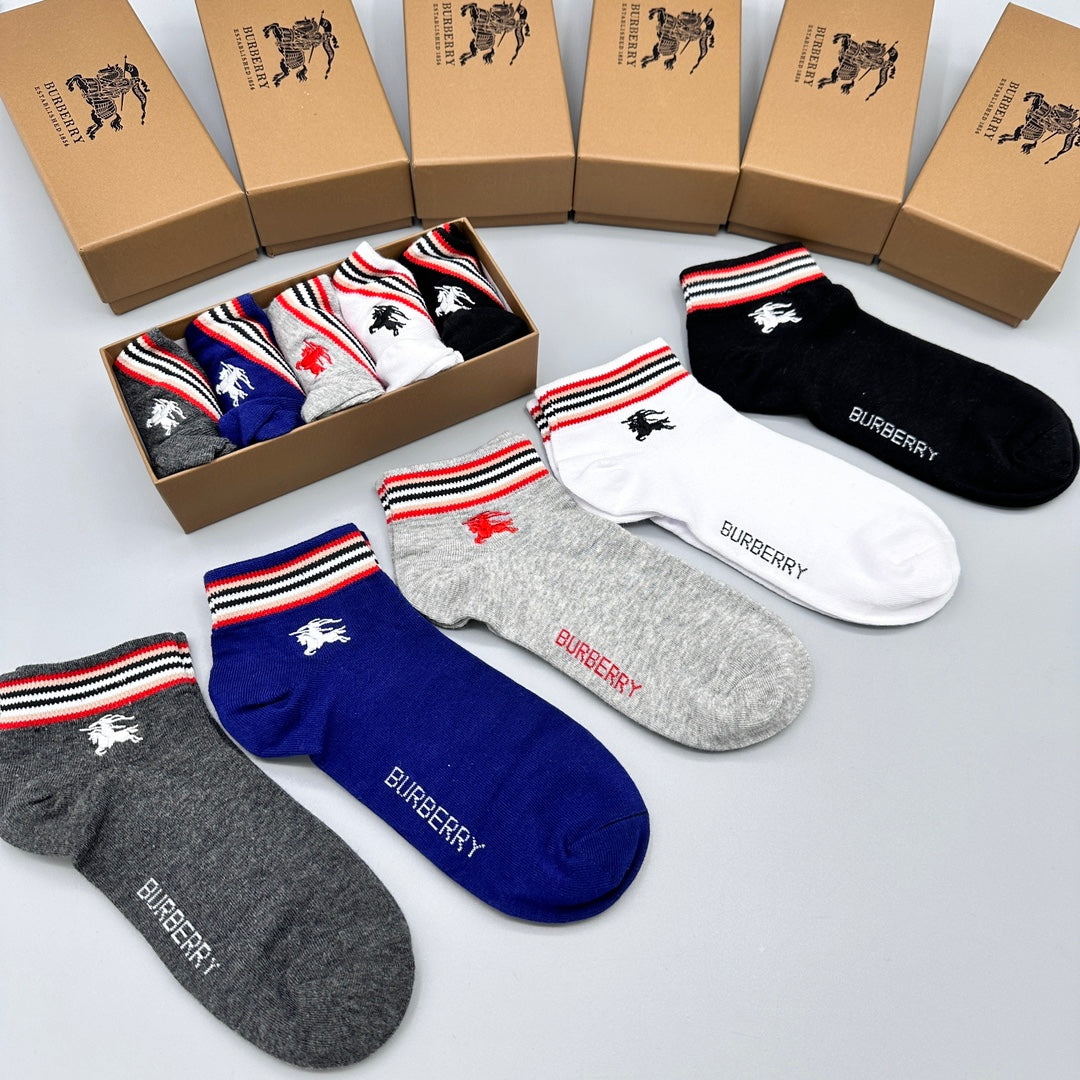 Burberry Stripe And Horse Ankle Socks - 5-Pair Set