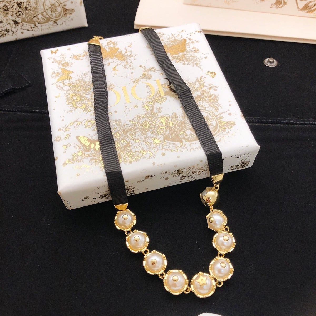 Martin Graham pendant necklace in polished metal-tone – main product view