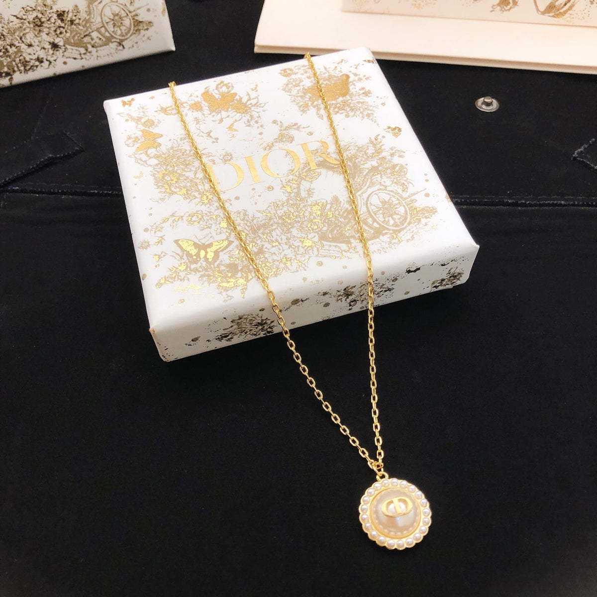 Martin Graham pendant necklace in polished metal-tone – main product view