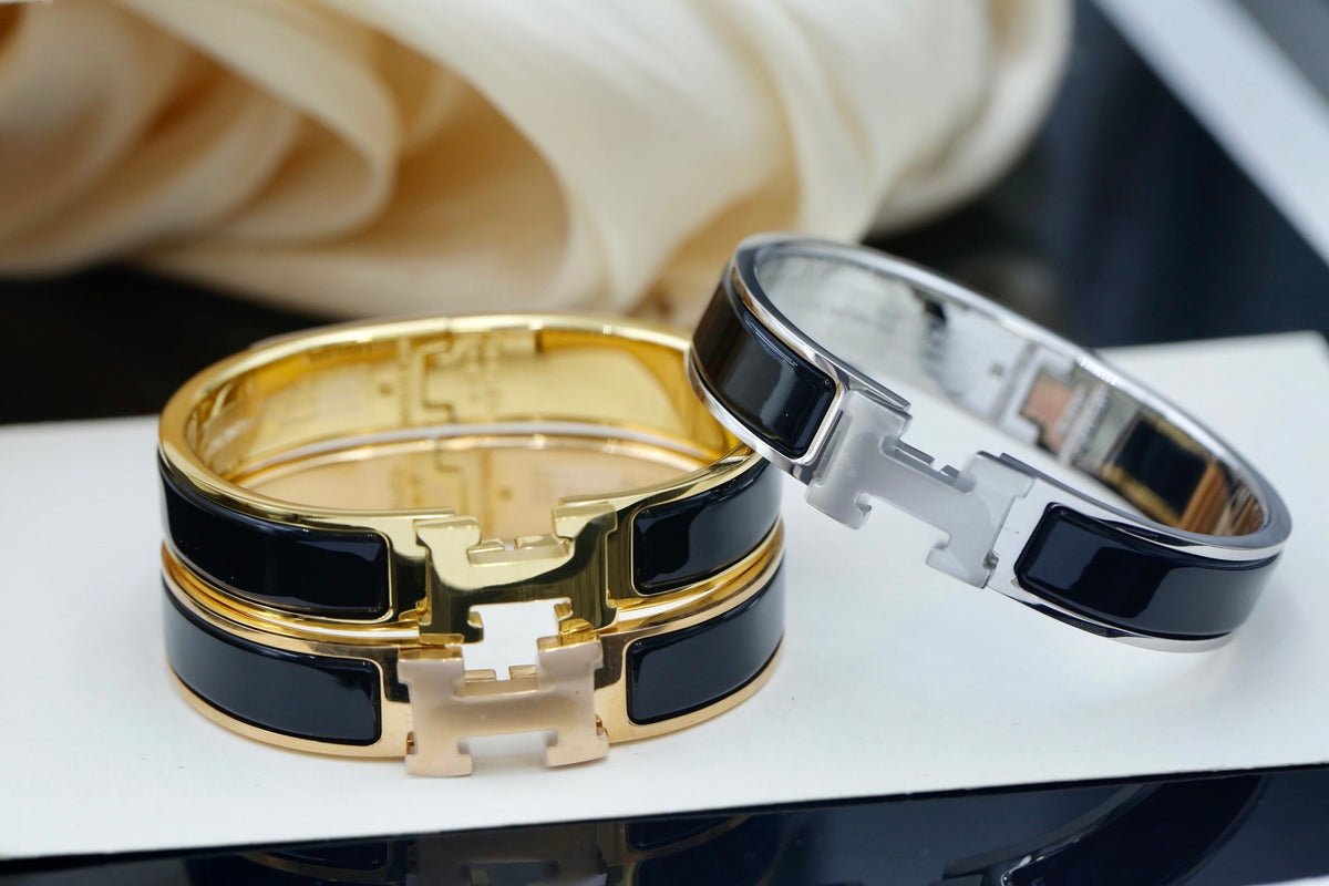 Martin Graham bangle in polished metal-tone – main product view