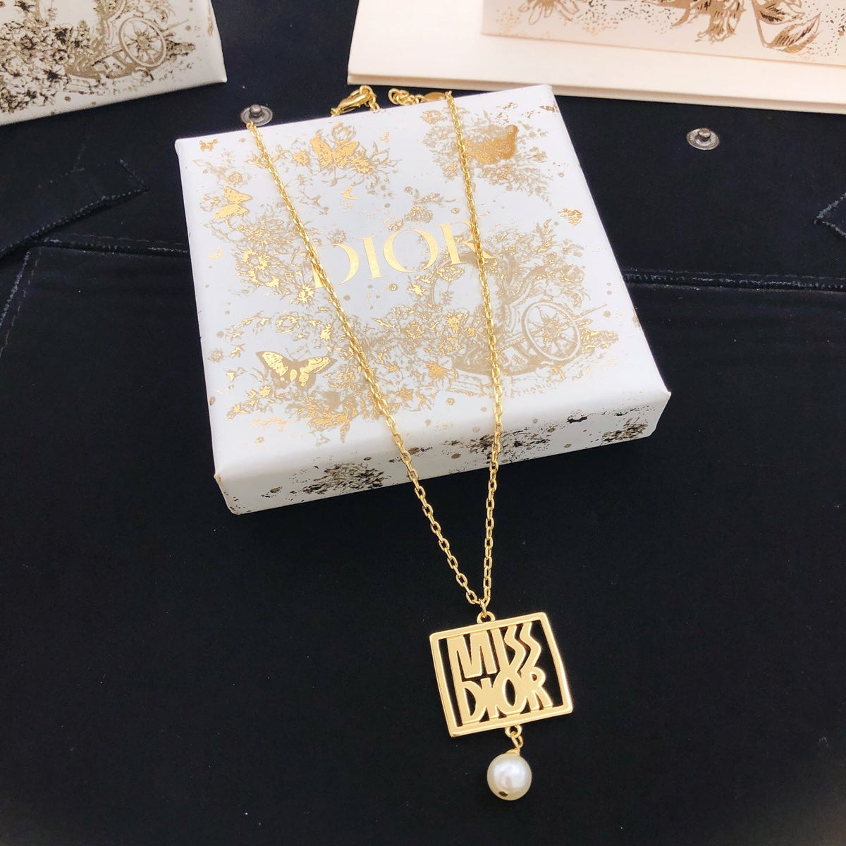 Martin Graham pendant necklace in polished metal-tone – main product view