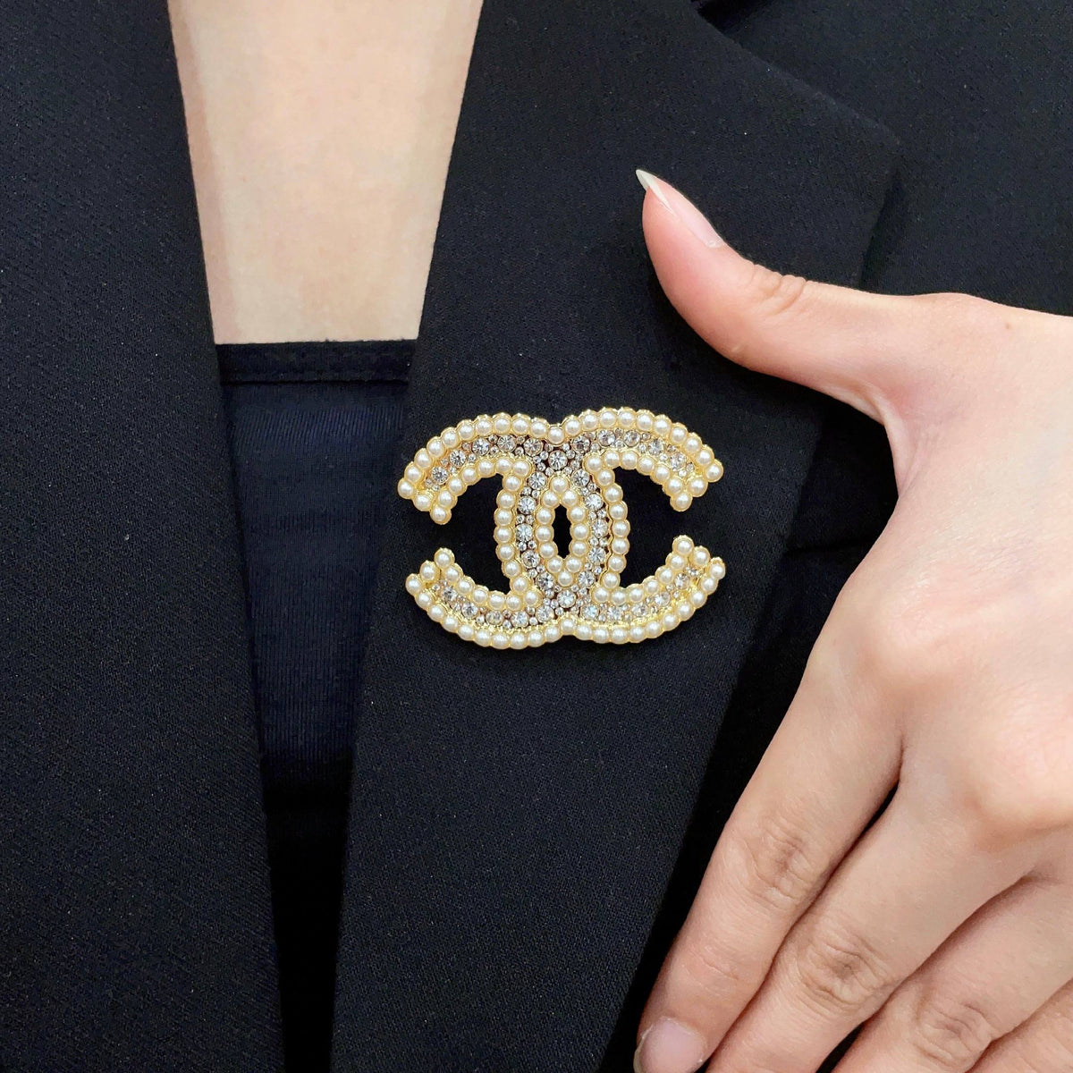 Martin Graham brooch in polished metal-tone – main product view