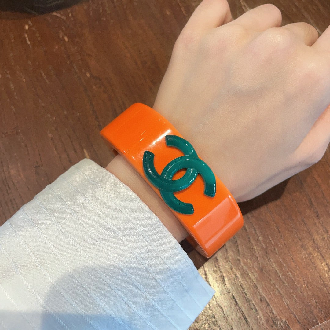 Martin Graham bangle in polished metal-tone – main product view