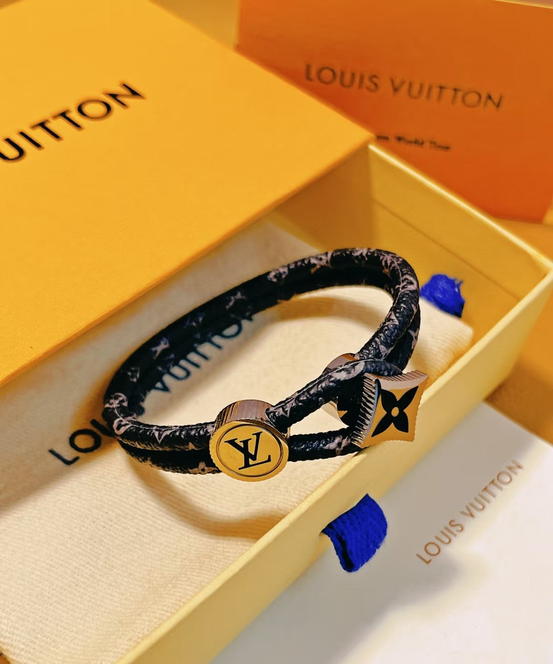 Martin Graham bangle in polished metal-tone – main product view