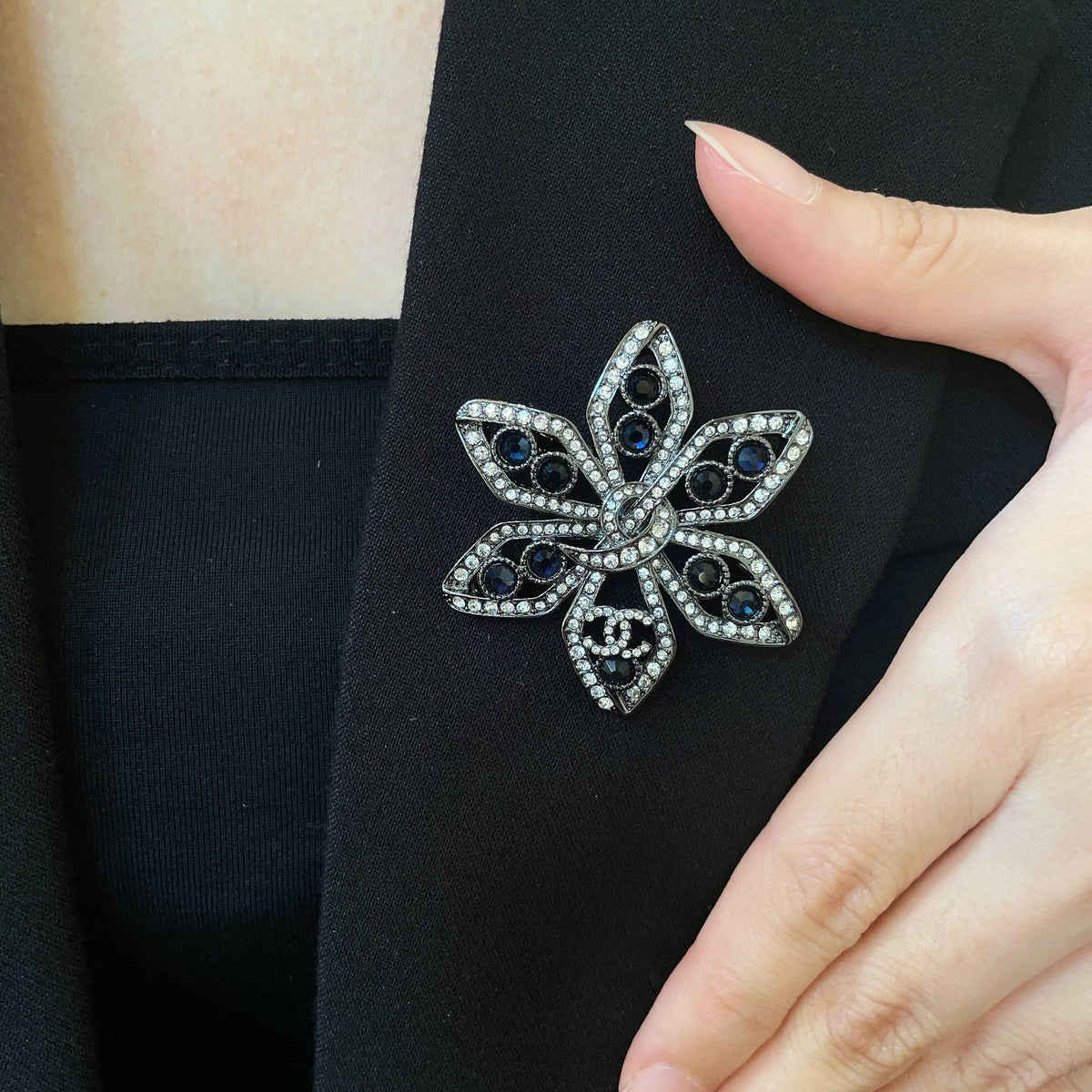 Martin Graham brooch in polished metal-tone – main product view