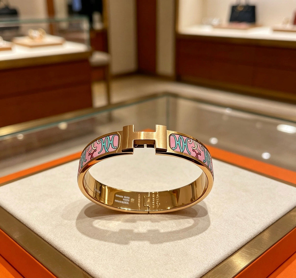 Martin Graham bangle in polished metal-tone – main product view