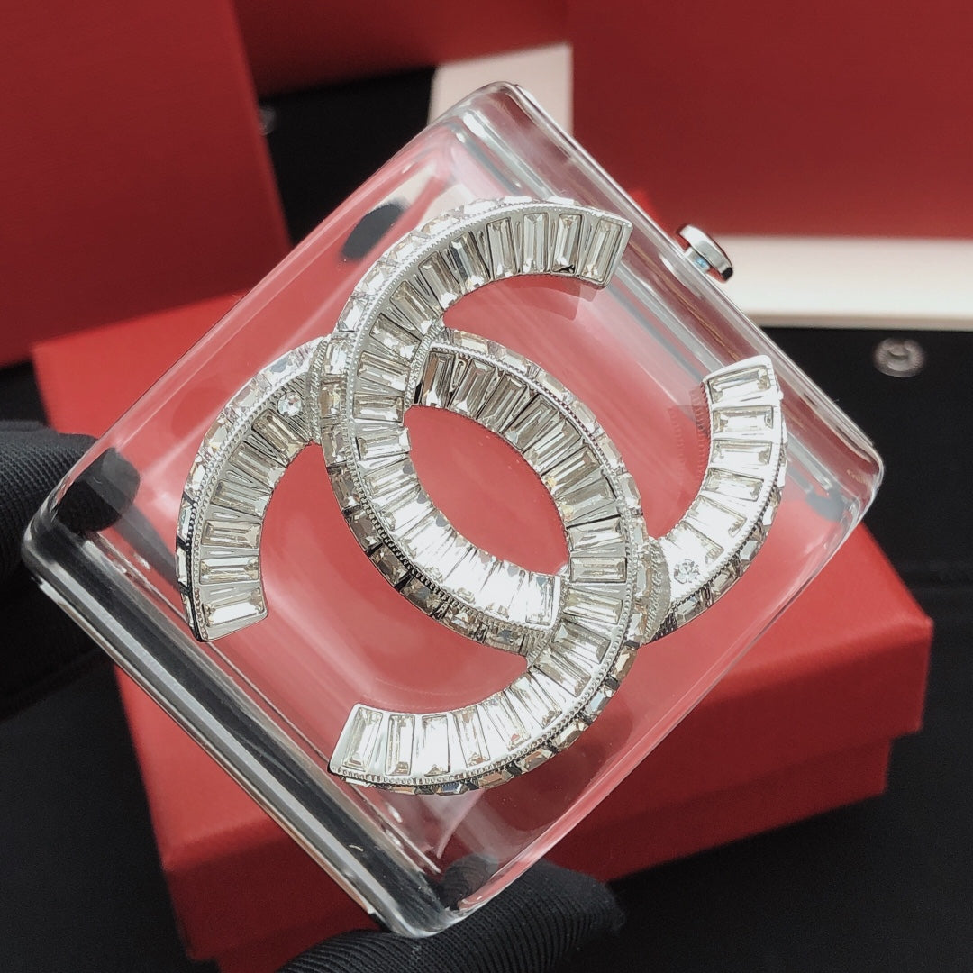 Martin Graham bangle in polished metal-tone – main product view