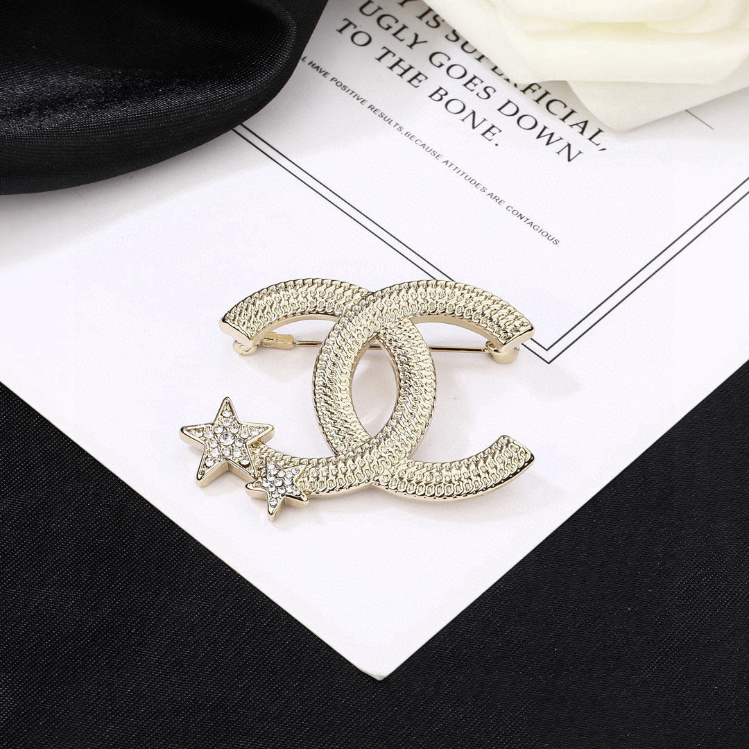 Martin Graham brooch in polished metal-tone – main product view