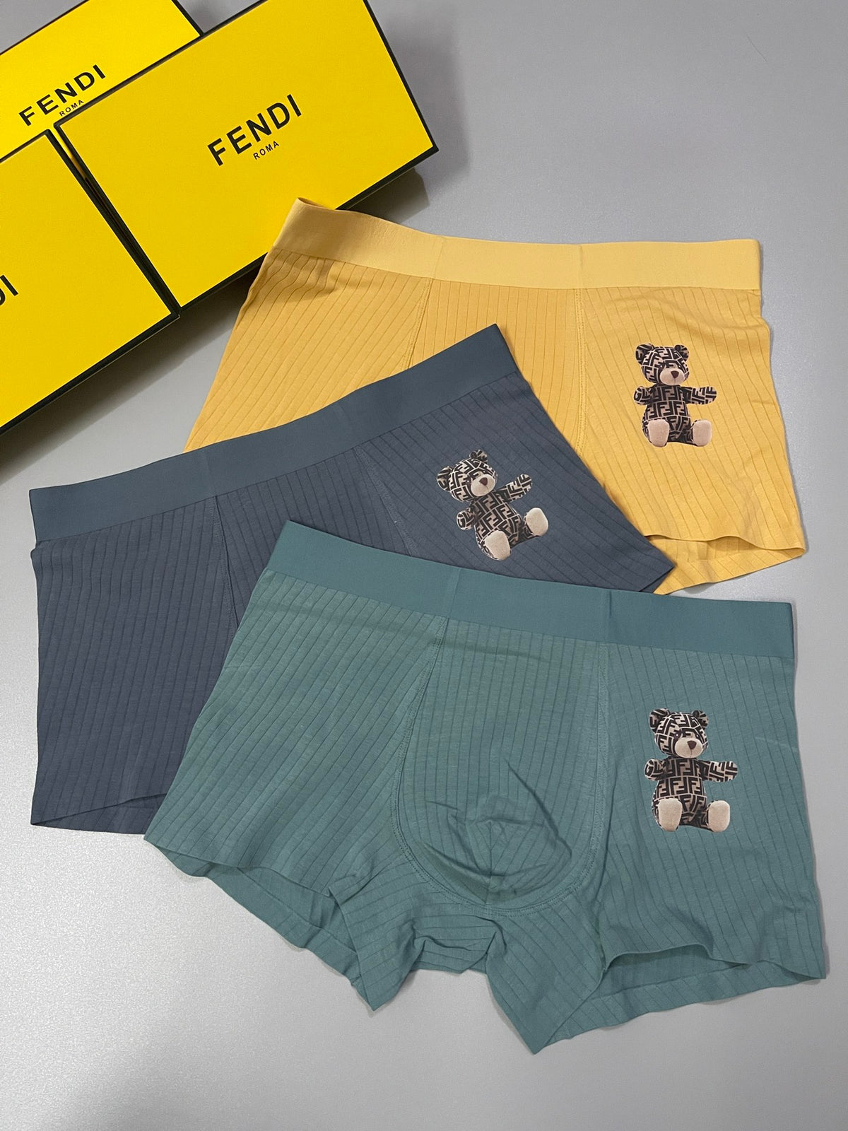 Fendi 93.8% Cotton & 6.2% Spandex Bear Series Seamless-Cut Men's Boxer Briefs - 3-Piece Box