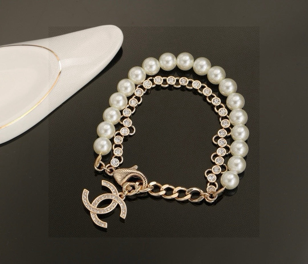 Martin Graham bracelet in polished metal-tone – main product view