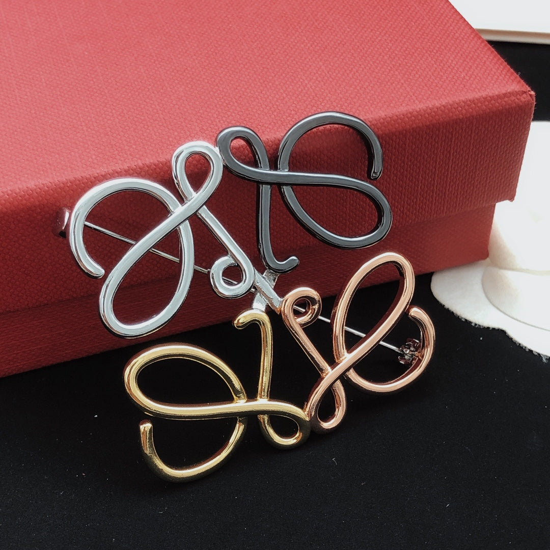 Martin Graham brooch in polished metal-tone – main product view