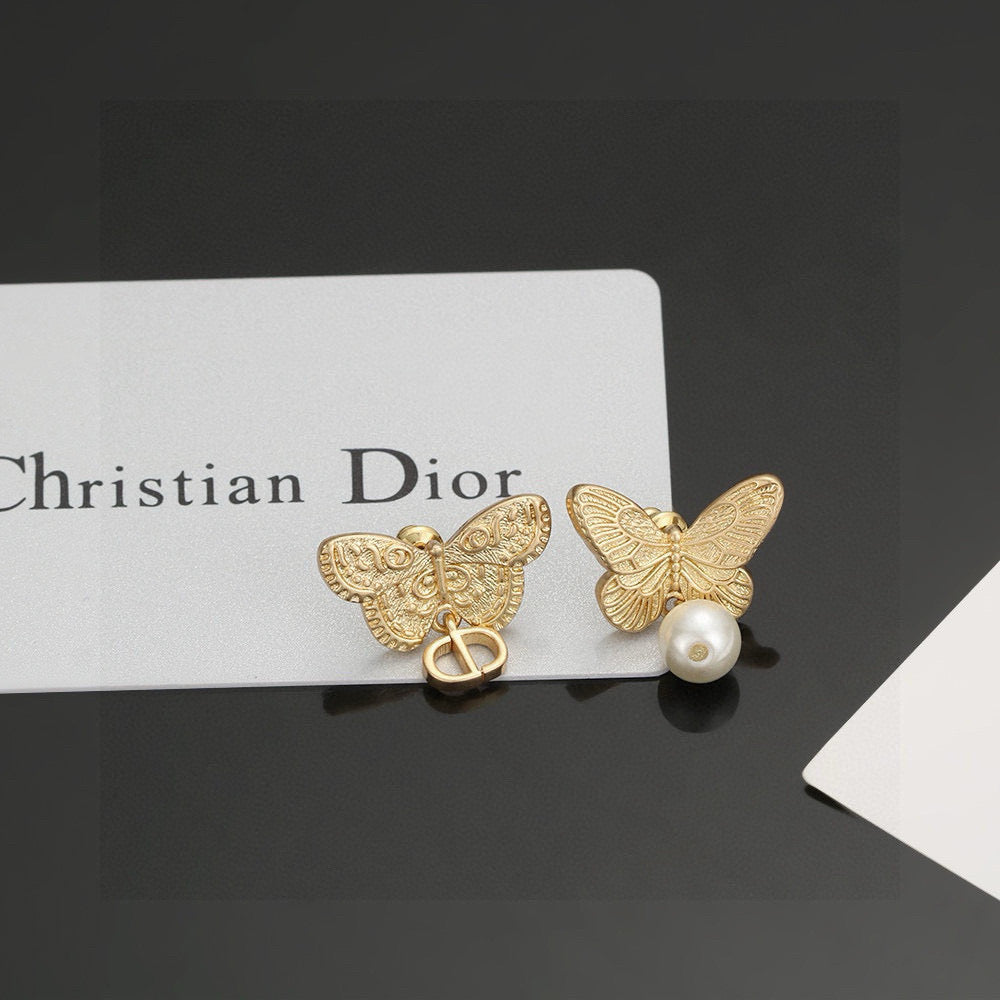 Martin Graham stud earrings in polished metal-tone – main product view