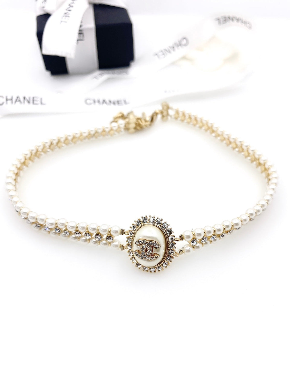 Martin Graham pendant necklace in polished metal-tone – main product view