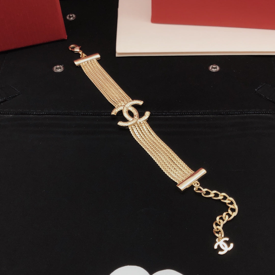 Martin Graham bracelet in polished metal-tone – main product view