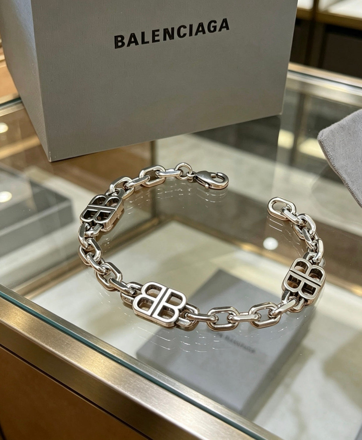 Martin Graham bracelet in polished metal-tone – main product view