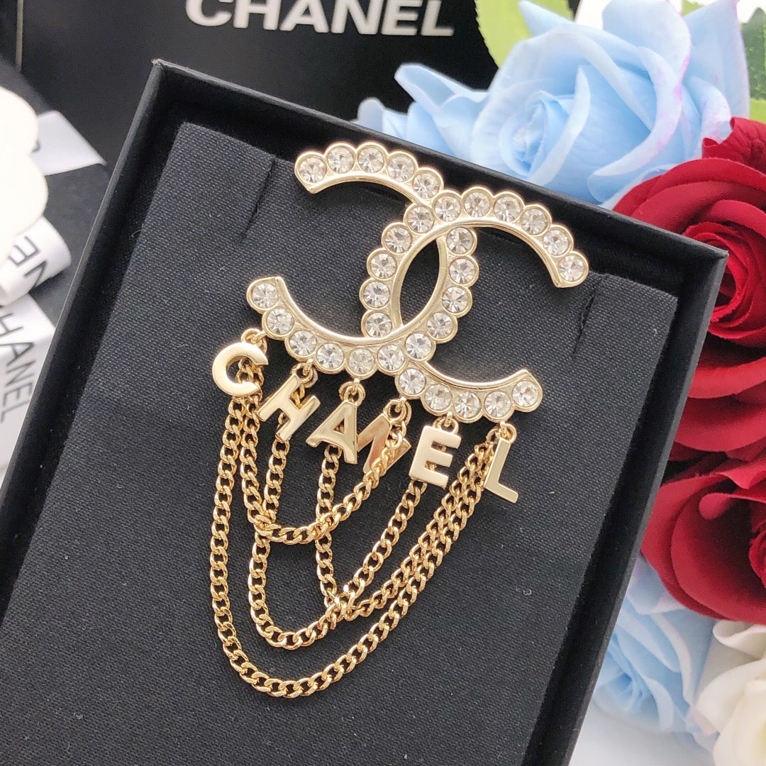 Martin Graham brooch in polished metal-tone – main product view