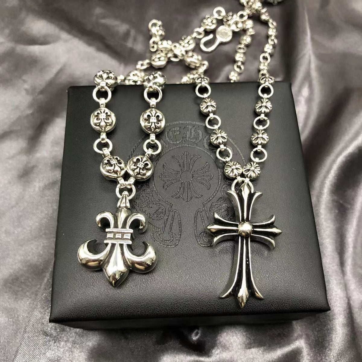 Martin Graham jewelry accessory in polished metal-tone – main product view