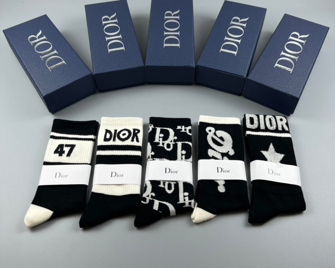 Dior Graphic Apparel - 5-Piece Box